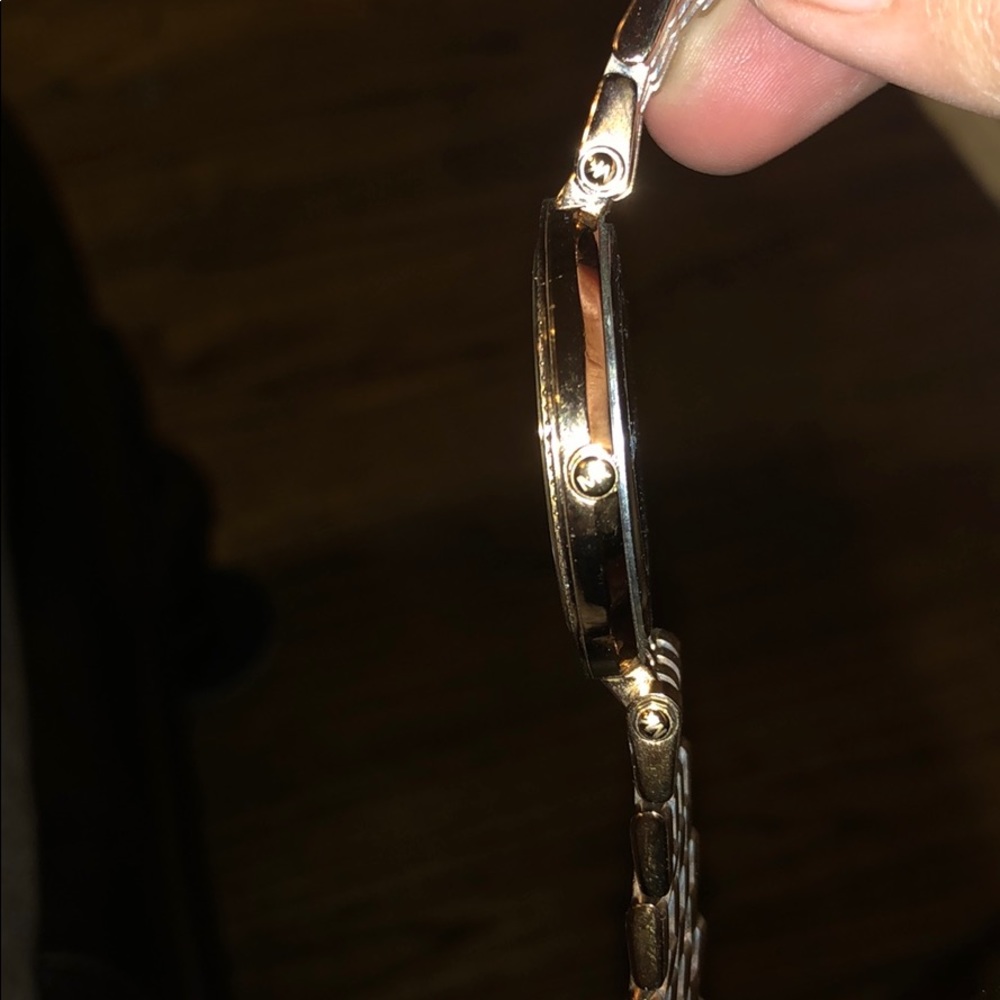 Michael Kors Watch - Picture 4 of 6